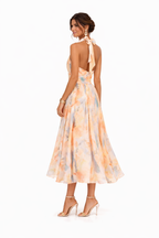 ESTHER | VESTIDO DE CUELLO HALTER CON ESTAMPADO DE ACUARELA