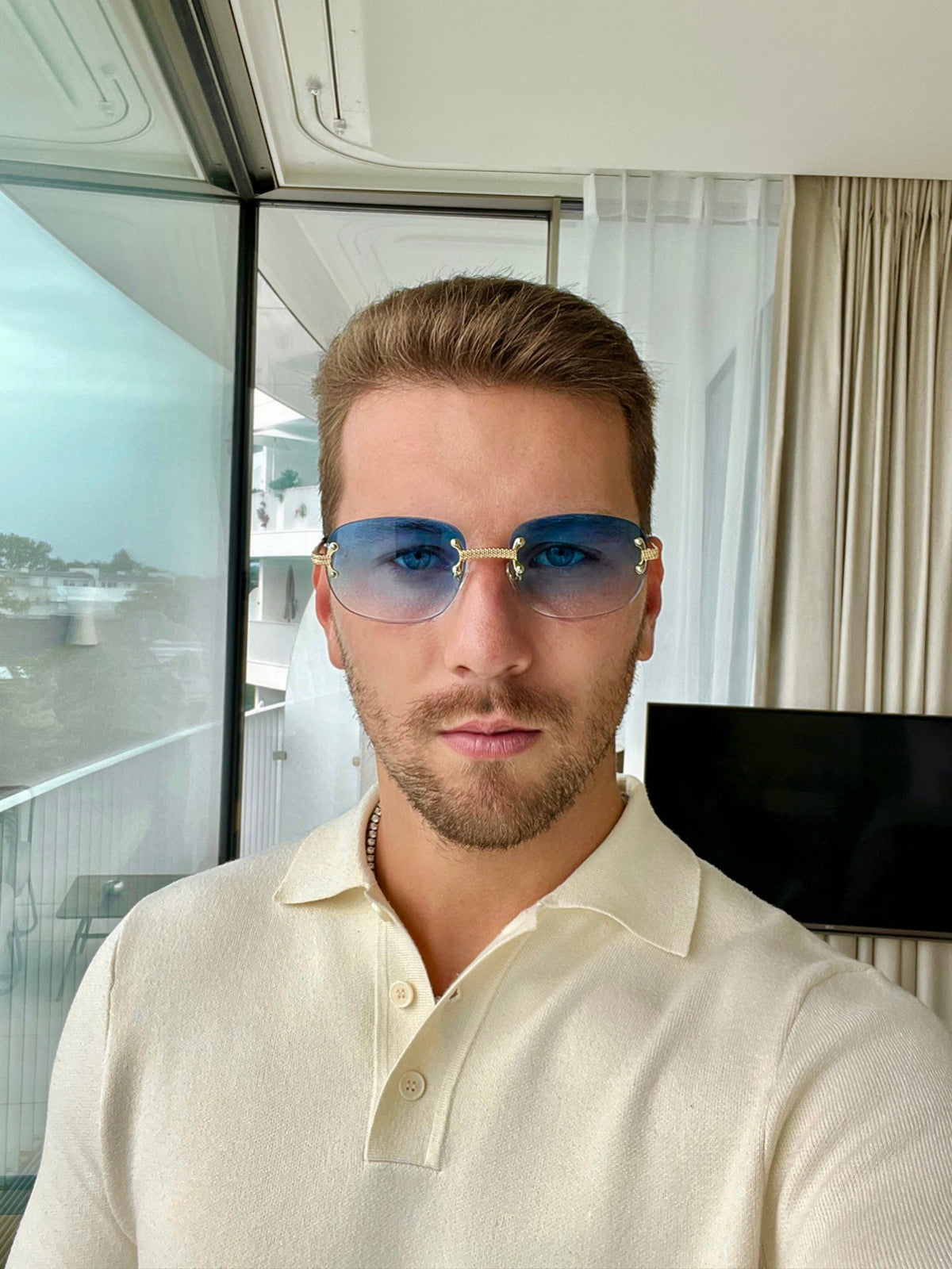 FABRIZIO | Gafas de sol azul cielo