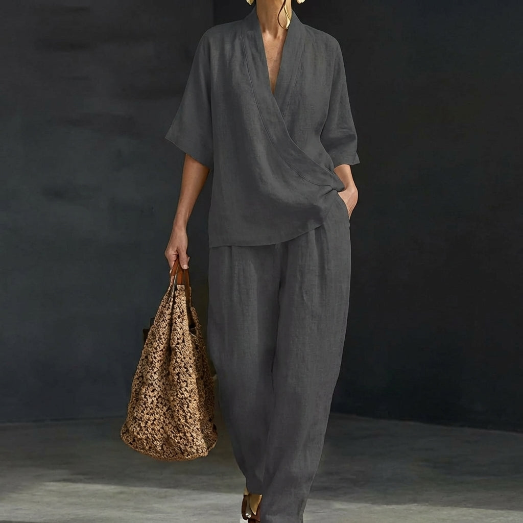 ALBA | CONJUNTO DE DOS PIEZAS: CAMISA DE ESTILO RELAJADO Y PANTALÓN DE PERNERA ANCHA