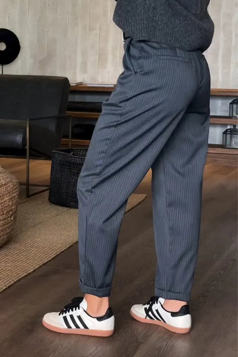 MATHILDA | PANTALONES DE RAYAS ELEGANTES QUE FAVORECEN LA FIGURA