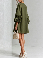 LOLA | MINIVESTIDO CON ESTAMPADO FLORAL Y CIERRE DE BOTONES