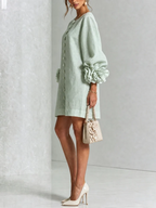 LOLA | MINIVESTIDO CON ESTAMPADO FLORAL Y CIERRE DE BOTONES