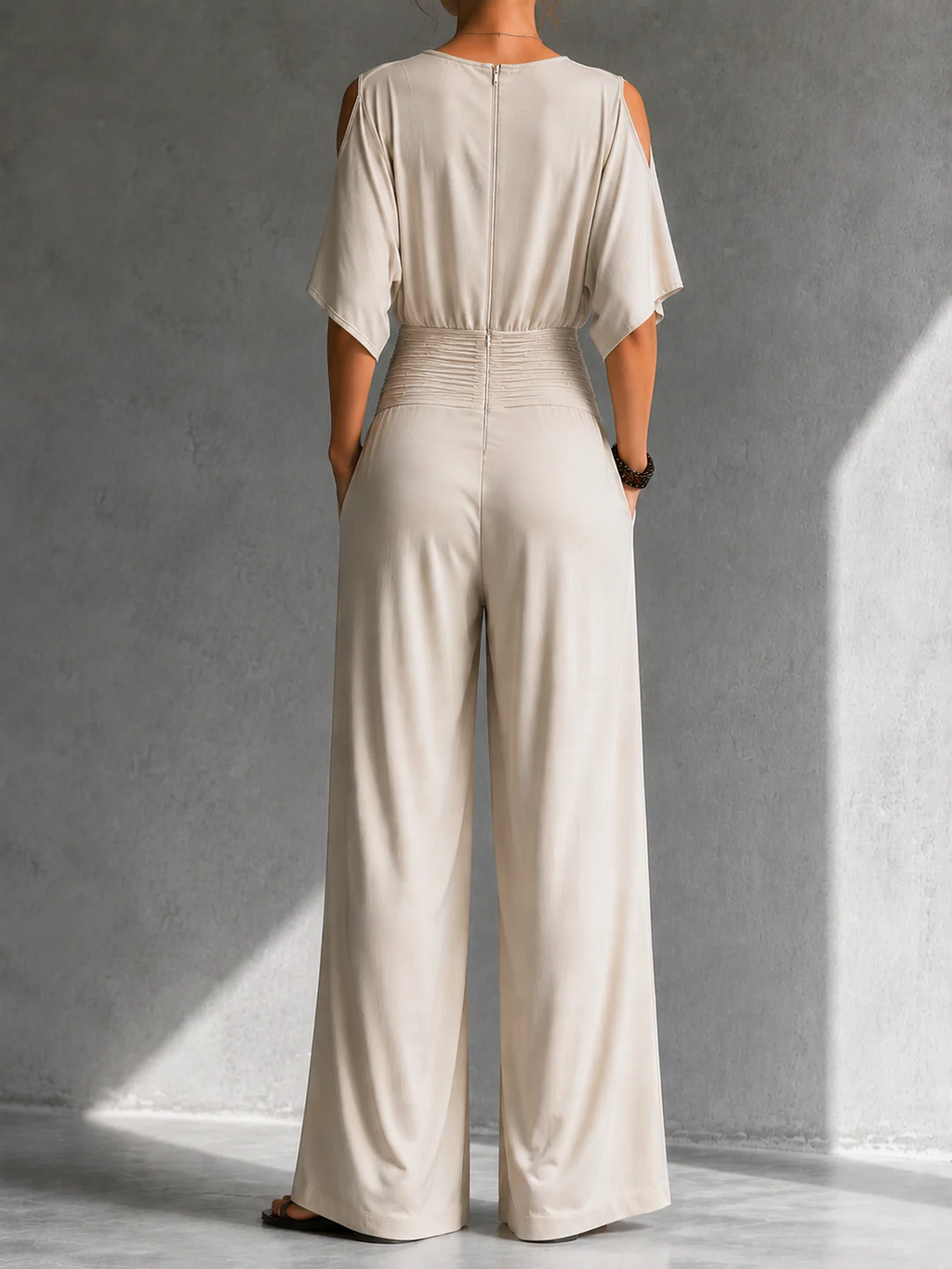 ALIA | ELEGANTE CONJUNTO CON EFECTO CRUZADO Y PIERNAS ANCHAS