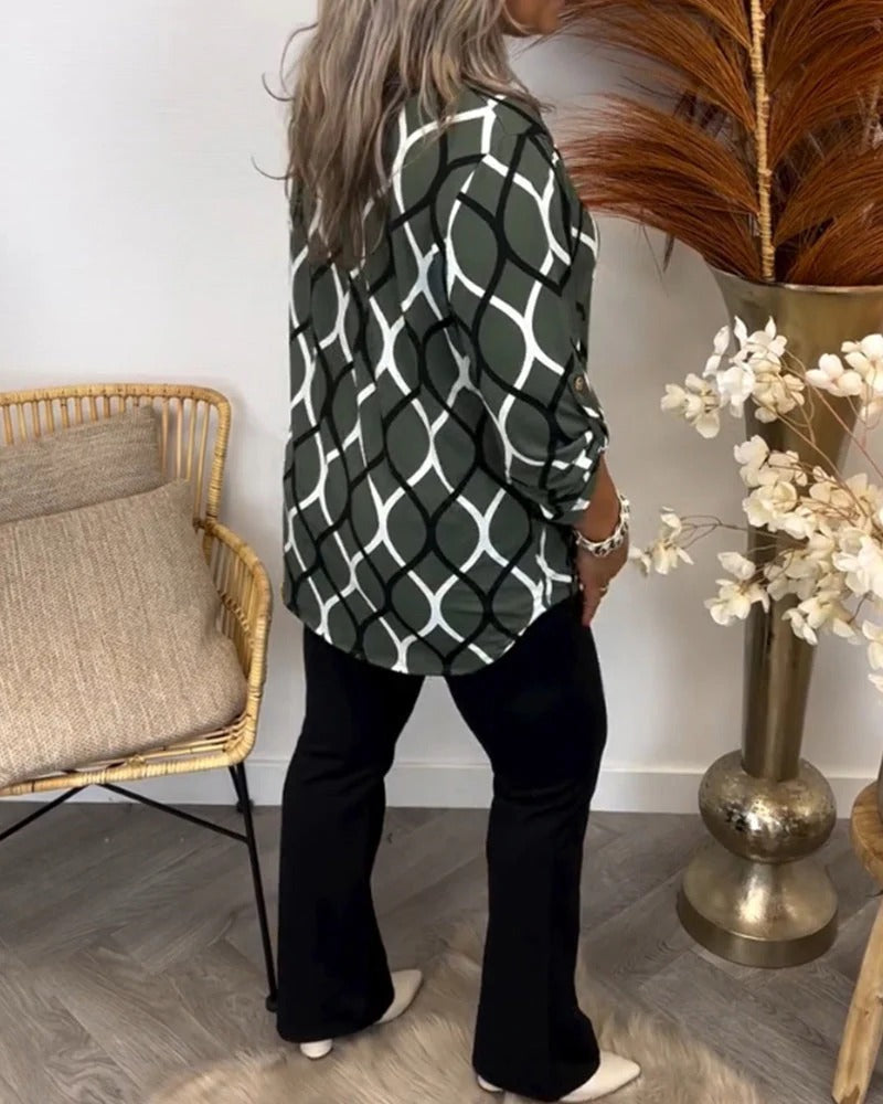 NORA | BLUSA FAVORECEDORA CON UN ELEGANTE ESTAMPADO
