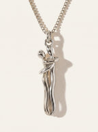 Collar 'Le Câlin D'Amour'